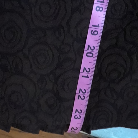 Liz Claiborne Suit size 8 - Picture 4 of 8